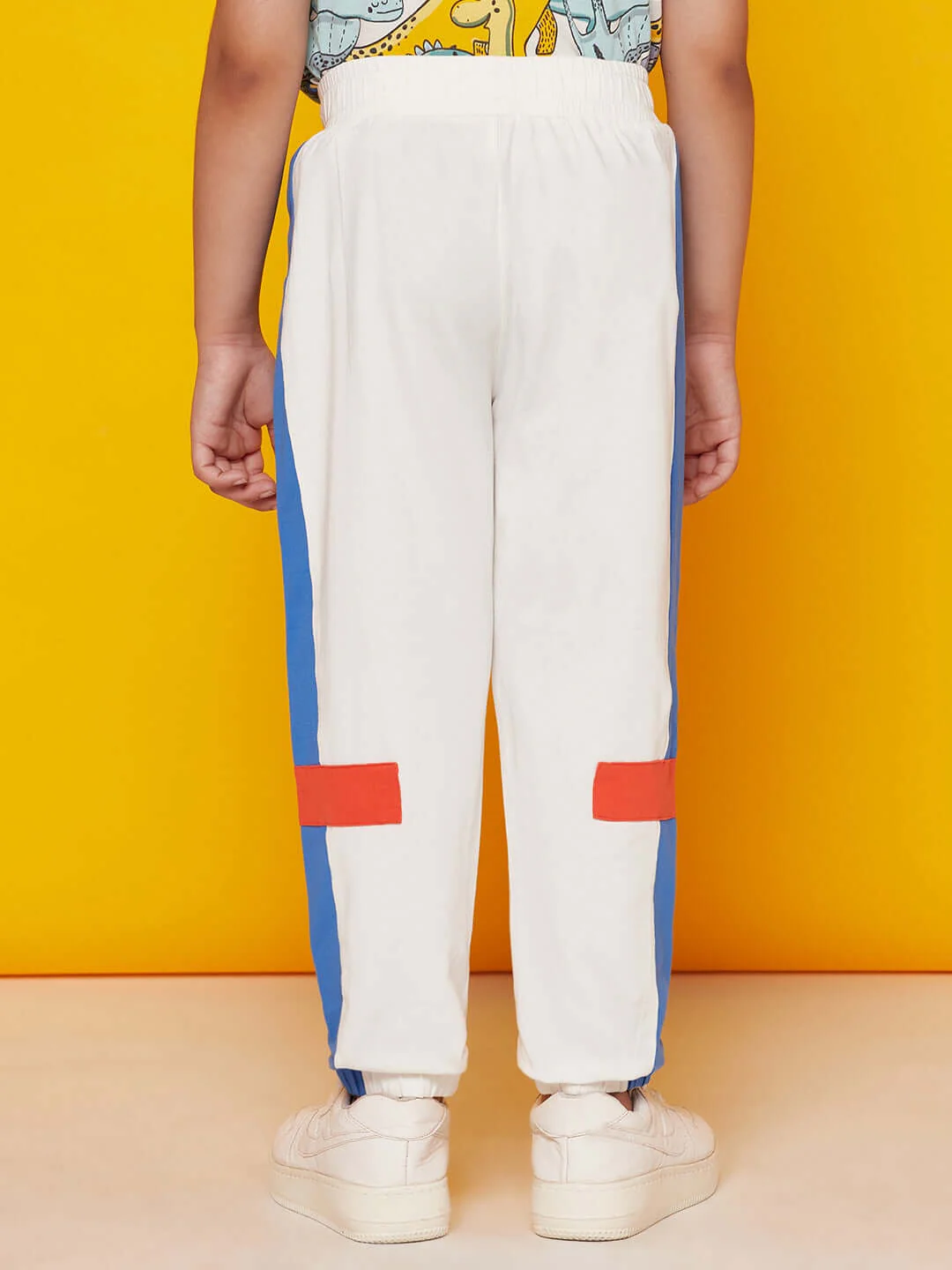 Everyday White Stretched Jogger - Image 4