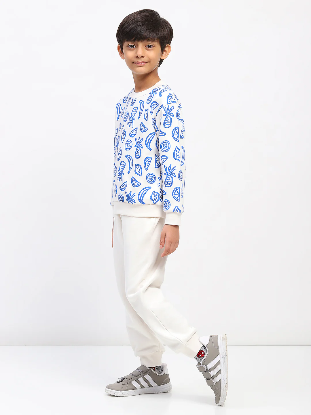 Boys White Long Sleeve Printed Sweatshirt Set - Image 2