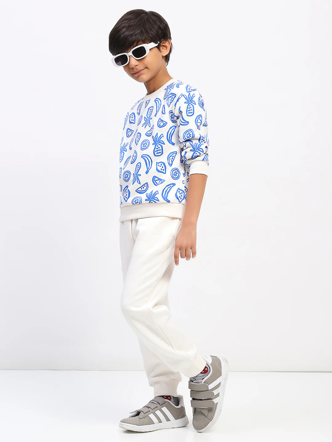 Boys White Long Sleeve Printed Sweatshirt Set - Image 5