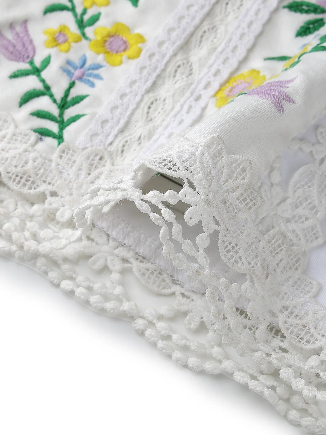 White Embroidered Top - Image 4