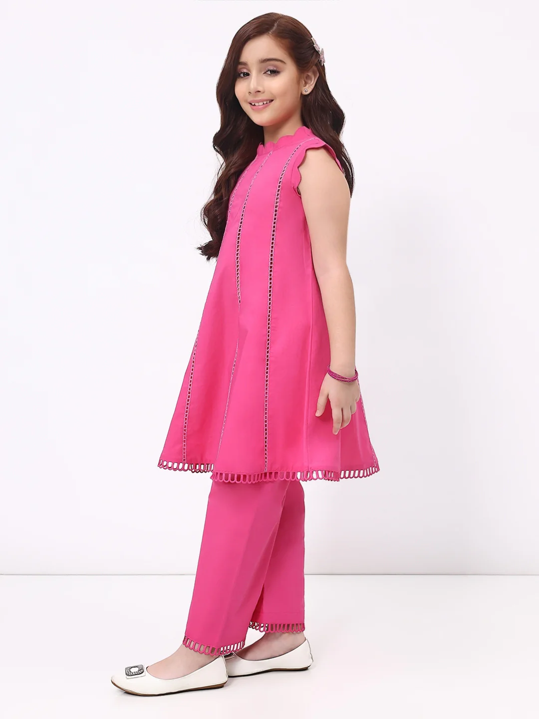 Girls Fuchsia Pink Ethnic Sleeveless Kurta with Palazzo Co-Ord Set - Image 2