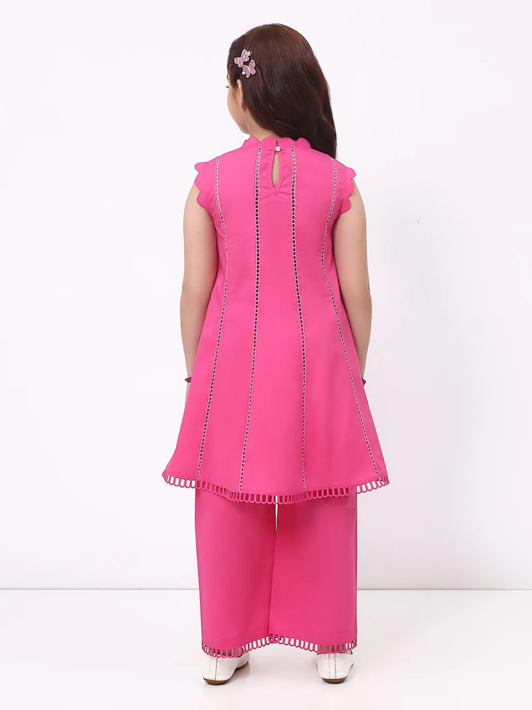Girls Fuchsia Pink Ethnic Sleeveless Kurta with Palazzo Co-Ord Set - Image 4