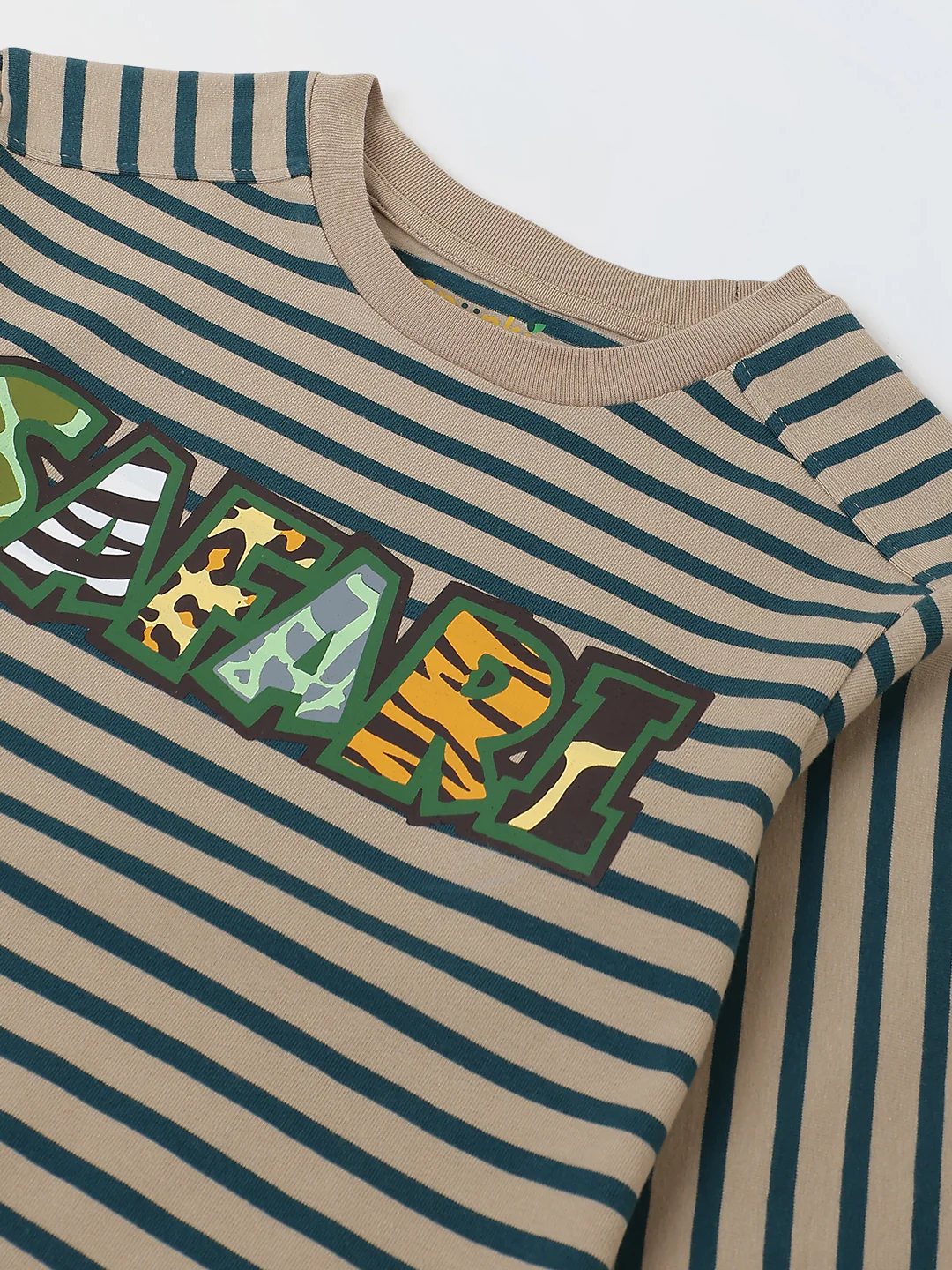 Girls Green Striped T-shirt with Pyjamas Set - Image 5